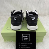 OFF WHT – Fuori sede (Bianche e Nere)