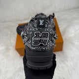 Monogramma Swarovski nero Skate