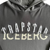 FELPA CON CAPPUCCIO TRPSTR