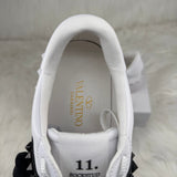 VLTN – ROCKSTUD SENZA TITOLO IN PELLE DI VITELLO CON BORCHIE COORDINATE