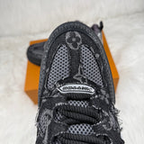 Monogramma Swarovski nero Skate