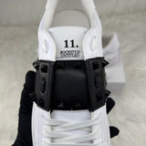 VLTN – ROCKSTUD SENZA TITOLO IN PELLE DI VITELLO CON BORCHIE COORDINATE