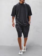 Completo Casual Sportivo e Vestibilità Ampia 