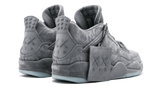 J4 – Grigio Kaws