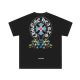 Maglietta CHRM HRTS con logo floreale